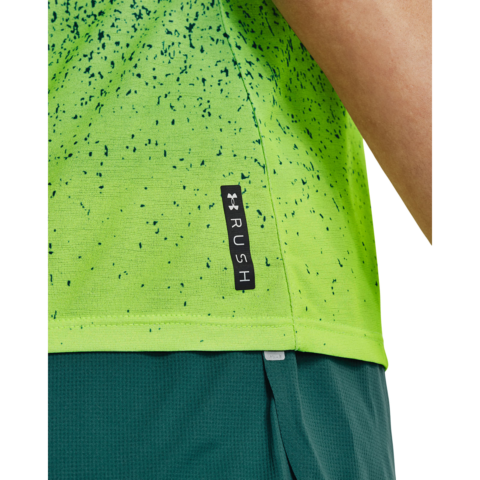 Shorts Under Armour Rush Cicada Shortsleeve Green