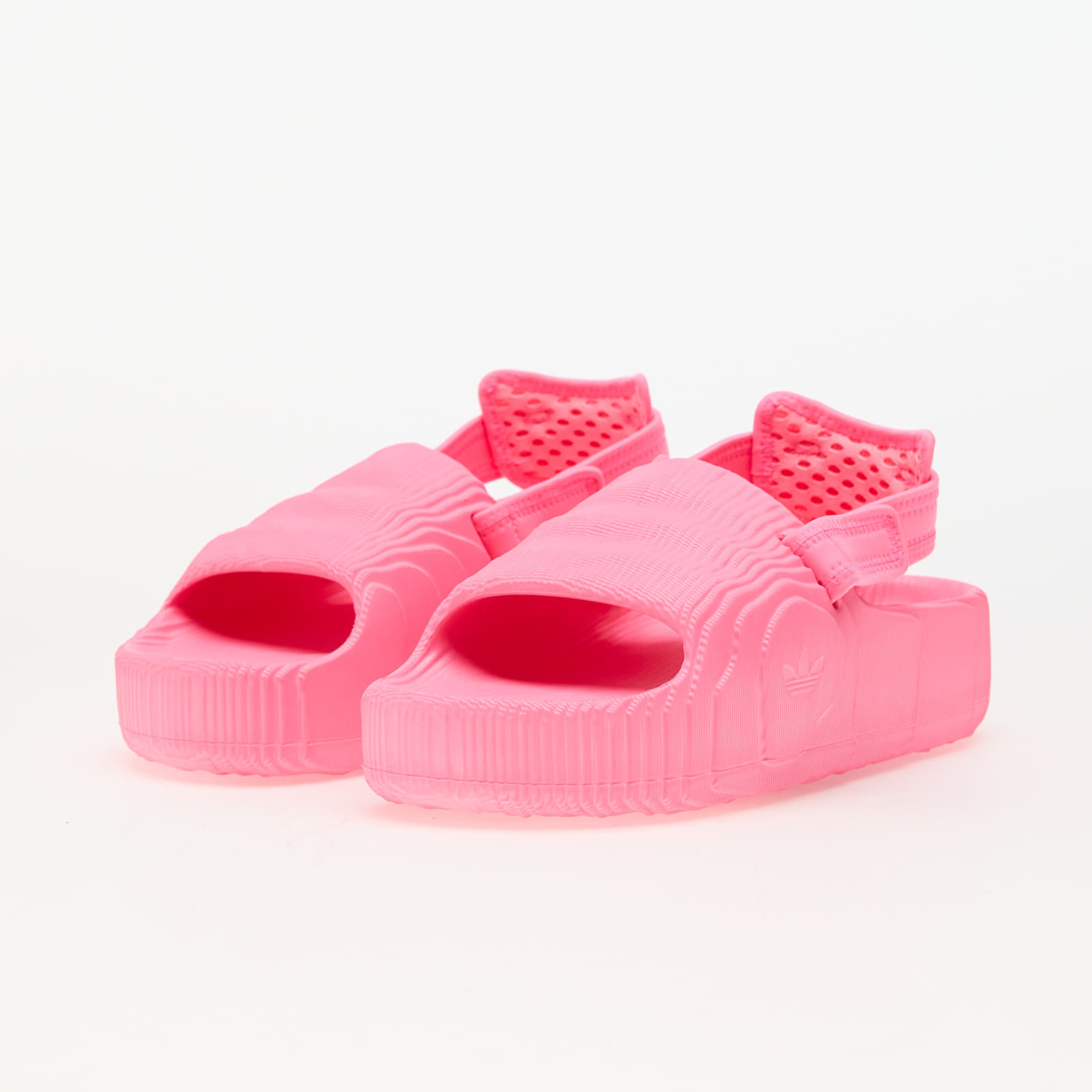 Women s sneakers and shoes adidas Adilette 22 Xlg W Lucid Pink Lucid Pink Core Black Queens