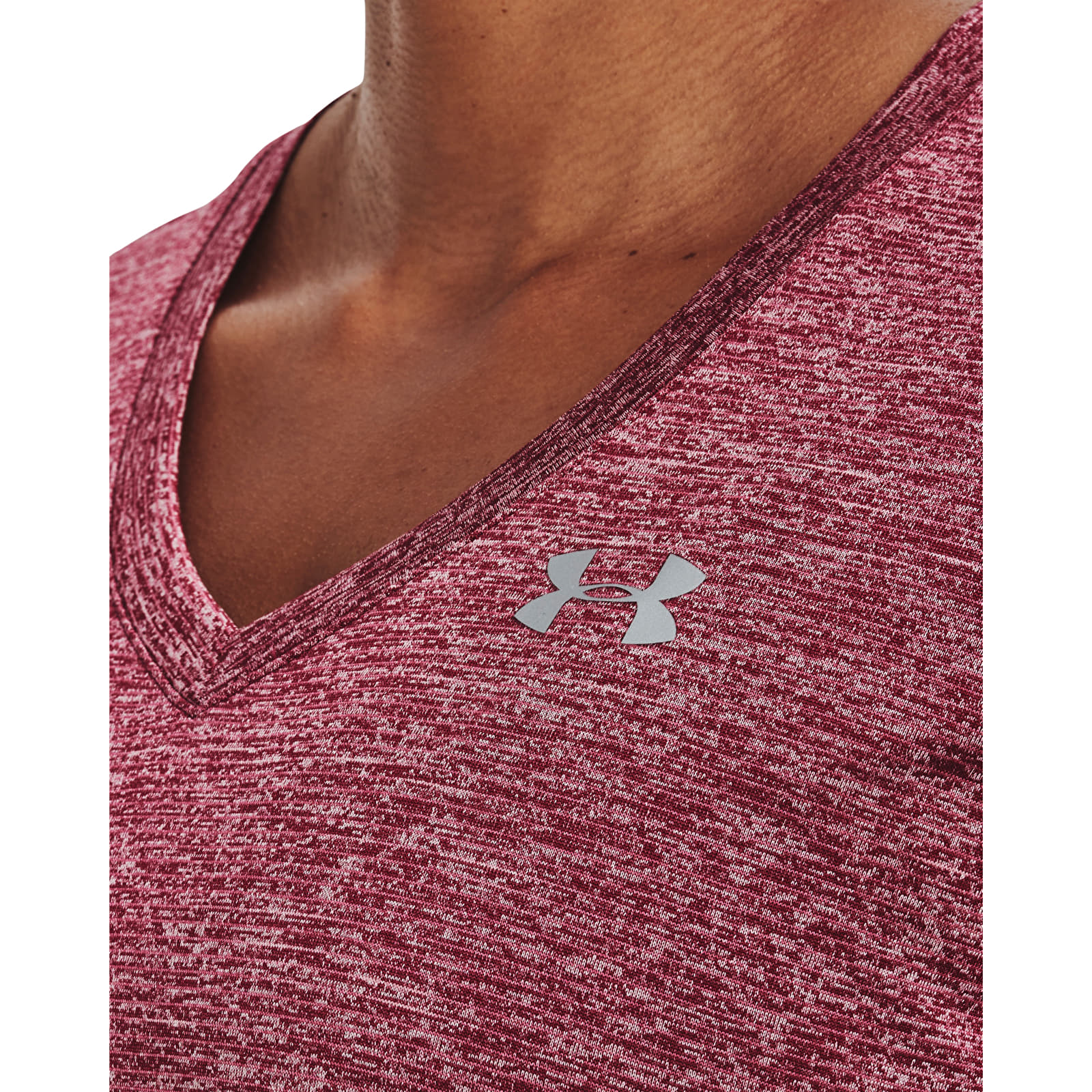 Trička Under Armour Tech Ssv - Twist Black Rose