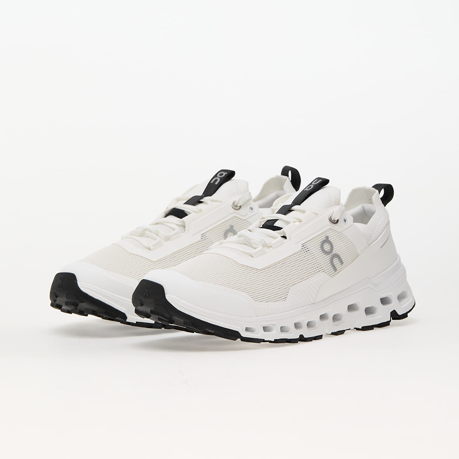 Men's sneakers and shoes On M Cloudultra 2 Undyed/ White