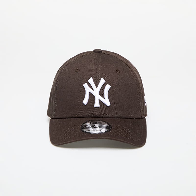 Cap New Era New York Yankees League Essential 9FORTY Adjustable Cap Dark Brown