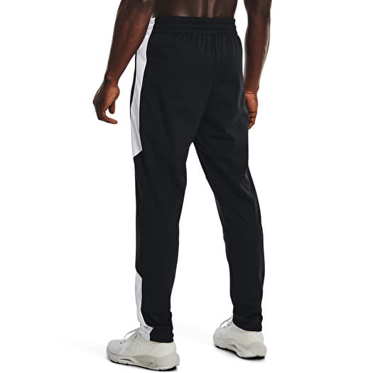 Jeans et pantalons Under Armour Tricot Fashion Track Pant Black Queens