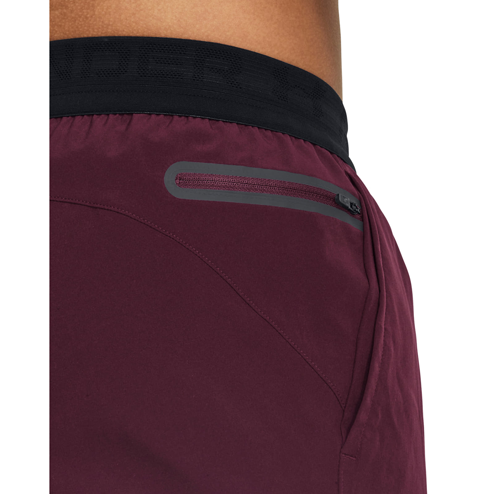 Kratke hlače Under Armour Peak Woven Shorts Dark Maroon