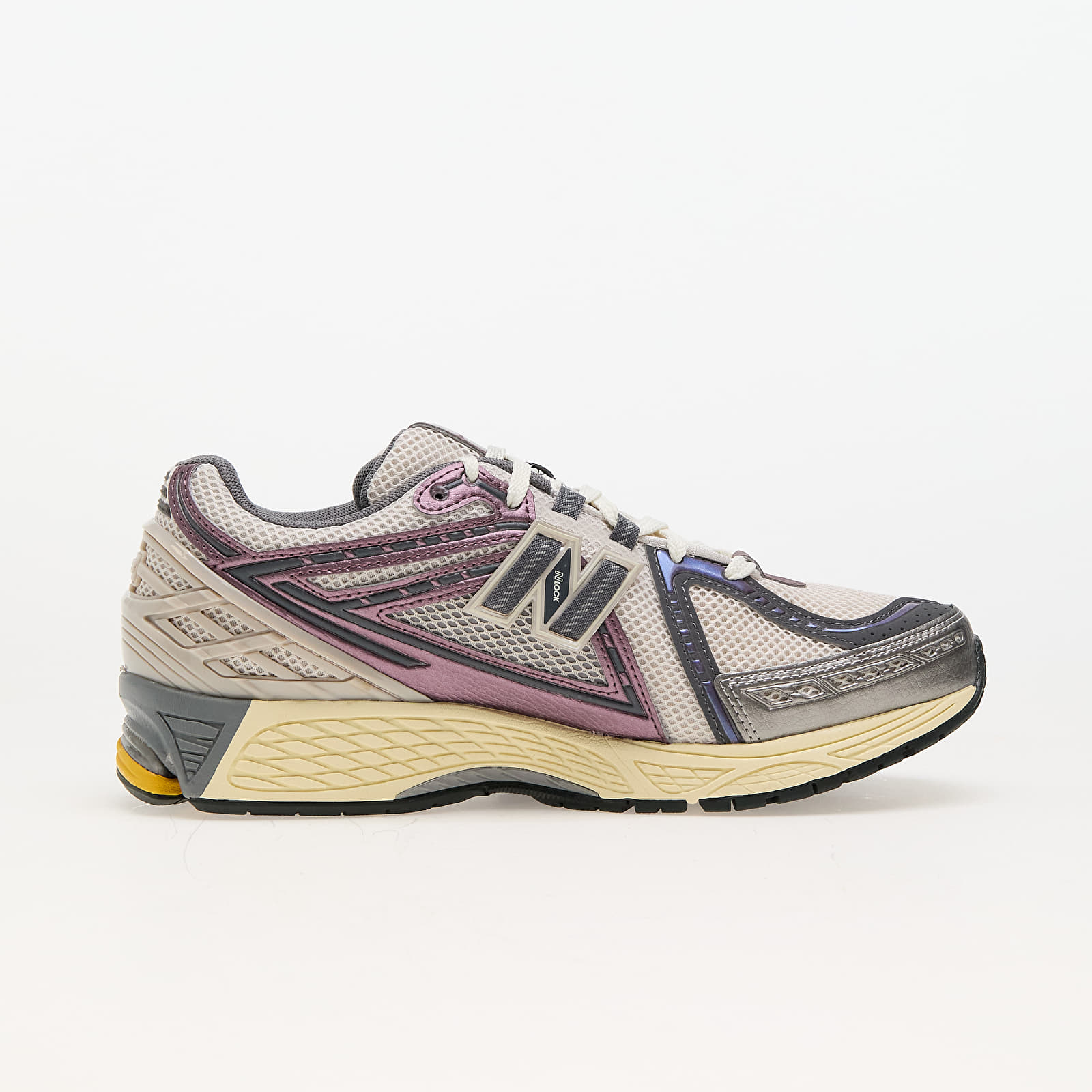 Men's sneakers and shoes New Balance 1906 Licorice