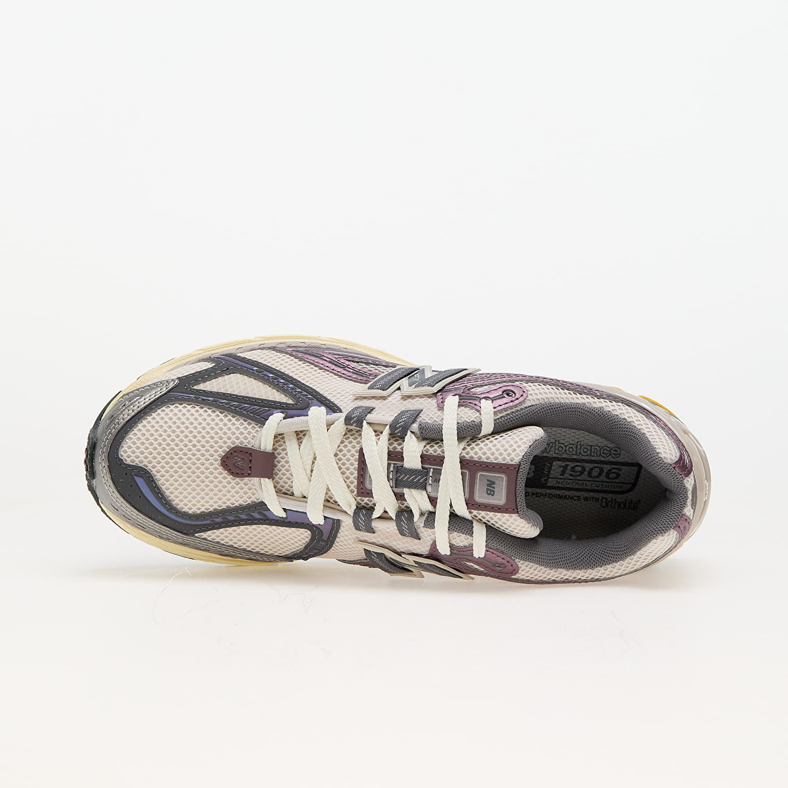 Men's sneakers and shoes New Balance 1906 Licorice