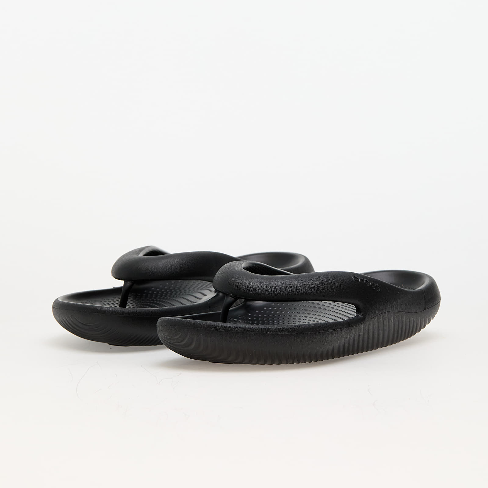 Men's sneakers and shoes Crocs Mellow Flip Black