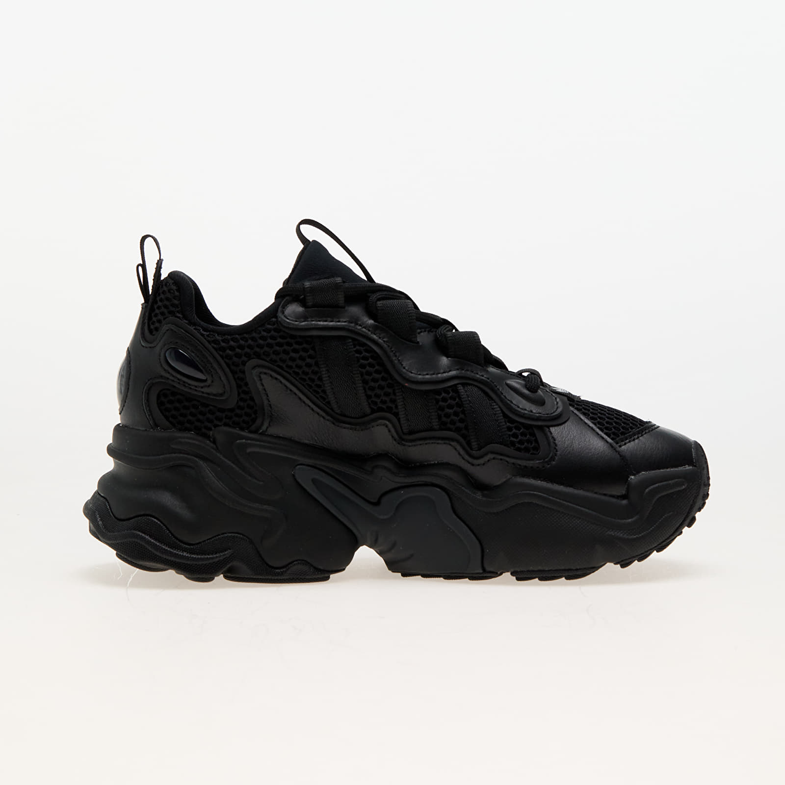 Womens adidas all black sneakers top