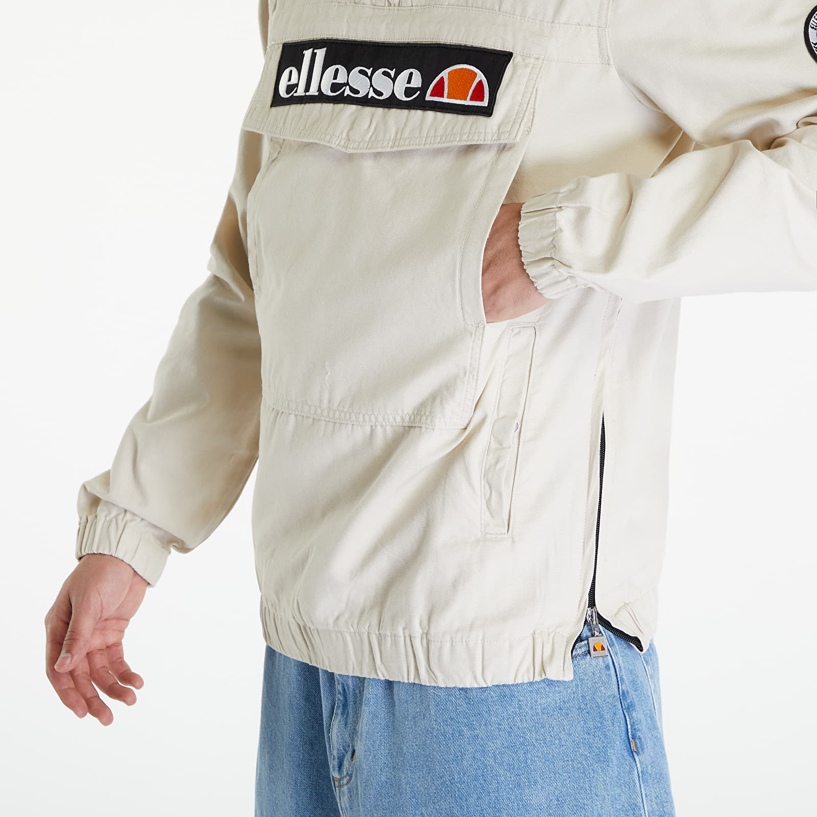 Vestes Ellesse Mont Oh Jacket Off White Queens