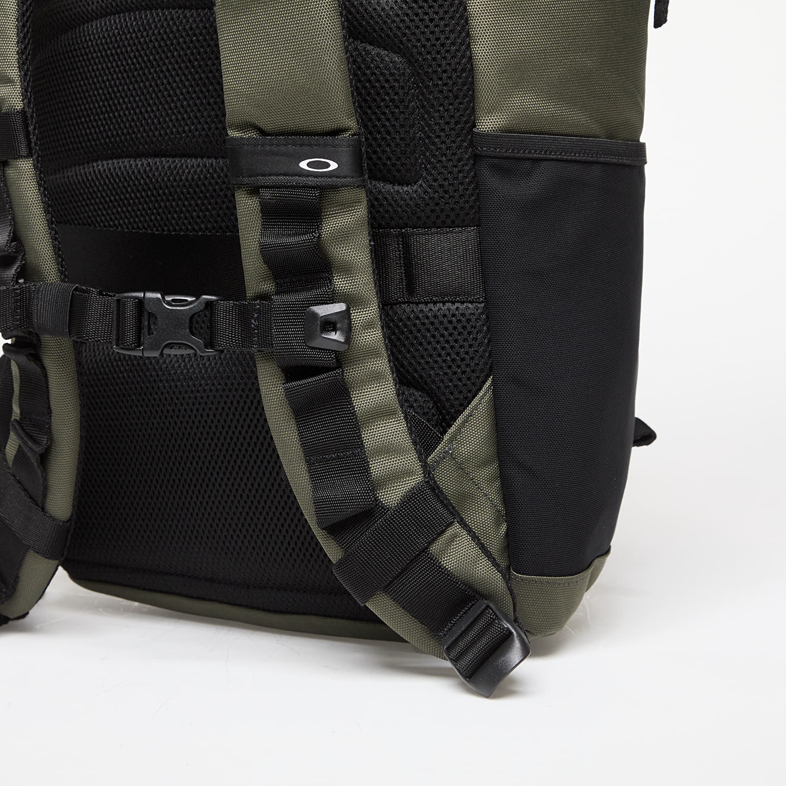 Batohy Oakley Urban Path Rc 25L Backpack New Dark Brush
