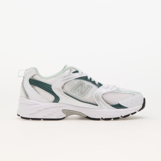 Baskets et chaussures pour hommes New Balance 530 White Queens