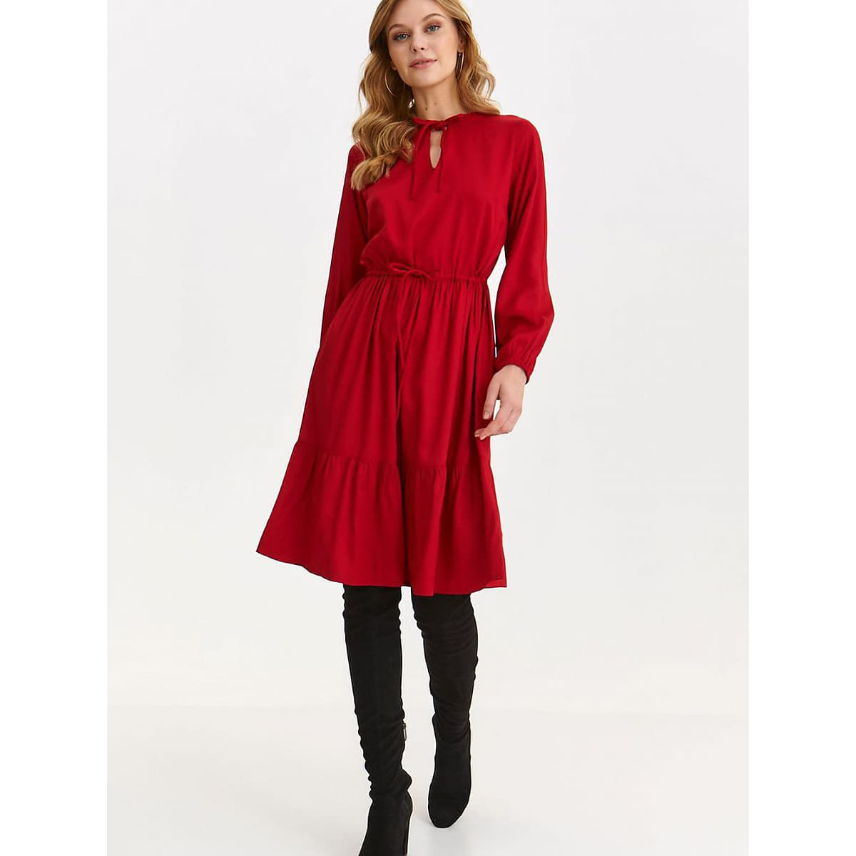 Dresses Top Secret model 190745 Red