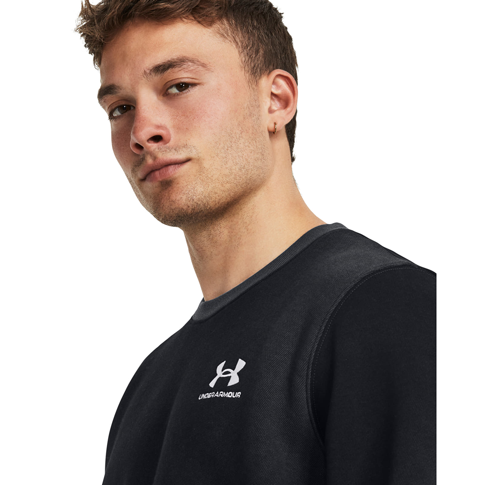Hoodies and sweatshirts  Under Armour Essential Flc Novelty Crw Black