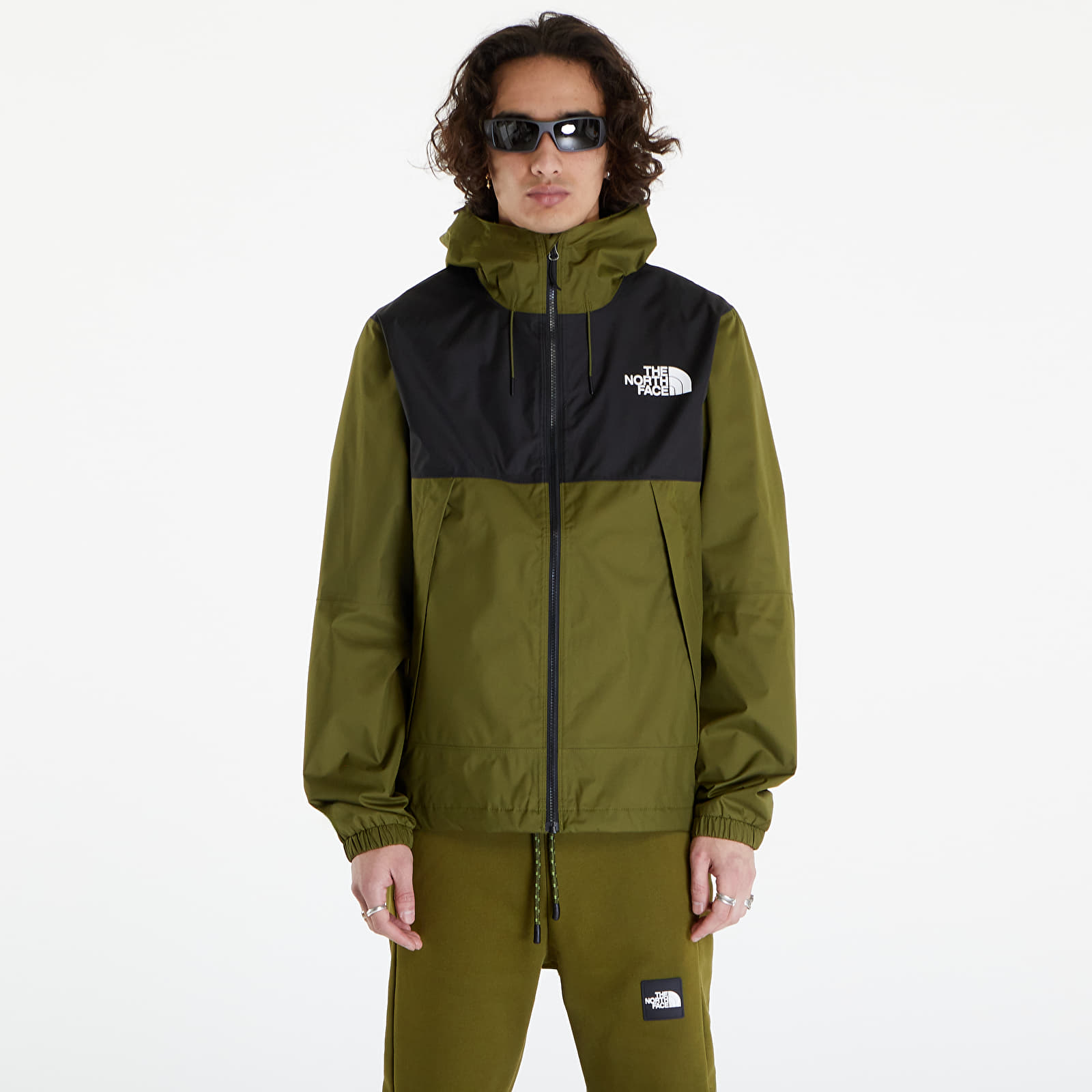 The north face 1990 mountain q jacket new taupe green store