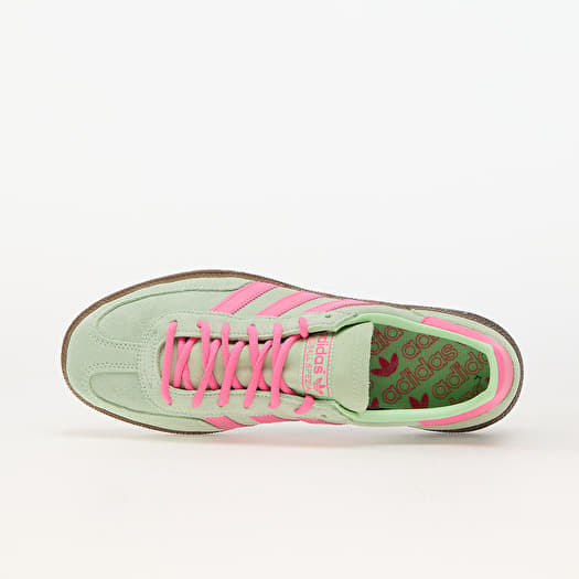 Men s sneakers and shoes adidas Handball Spezial Semi Green Sp Lucid Pink Gum5 Queens