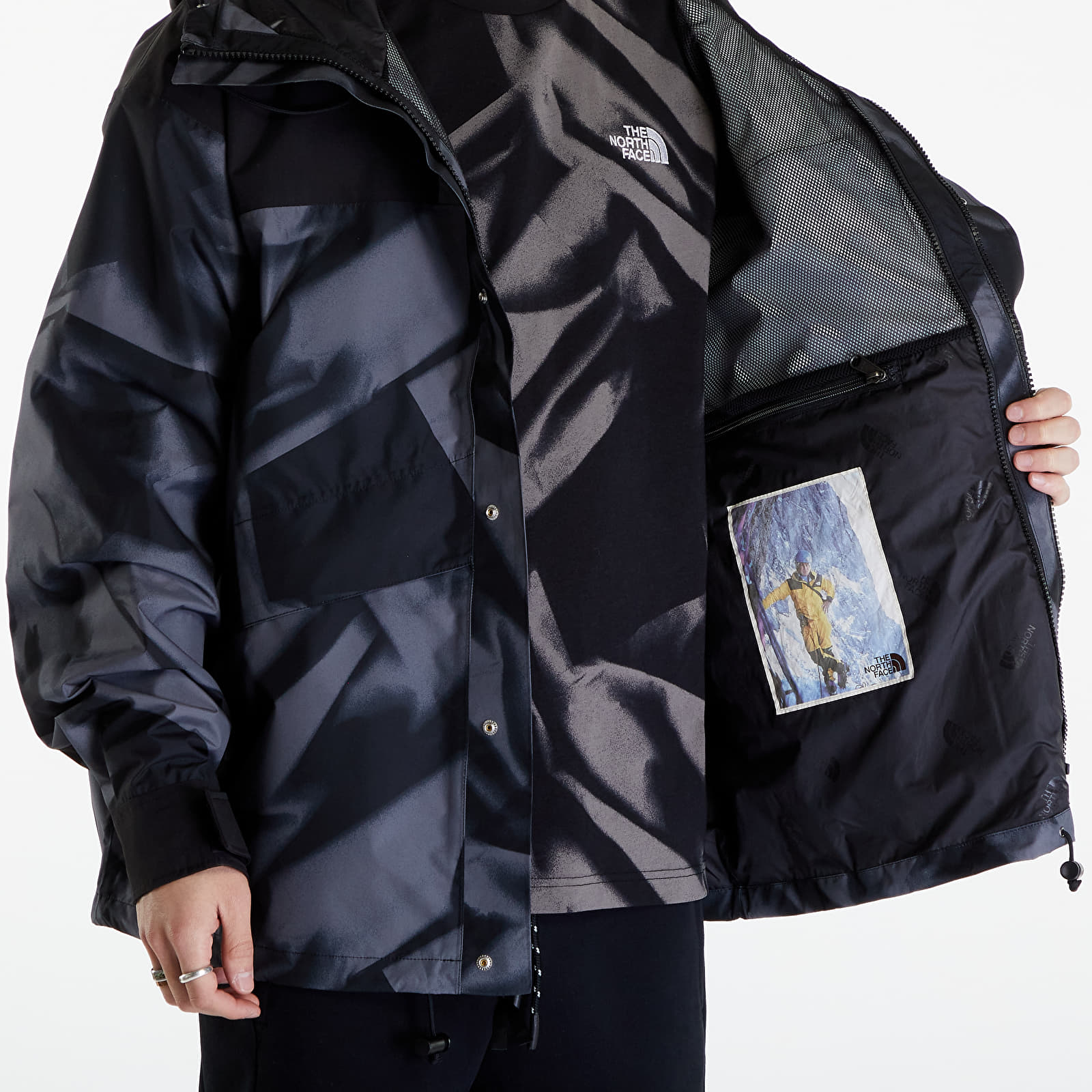 Větrovky The North Face 86 Retro Mountain Jacket Smoked Smoked Pearl