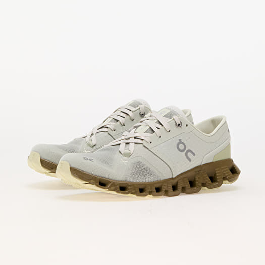 Hunter sneakers top