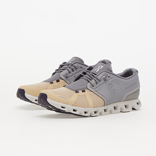 靴 On Cloud 5 Waterproof M Savannah On Cloud 5 Waterproof M Savannah | Ivory（オン クラウド 5