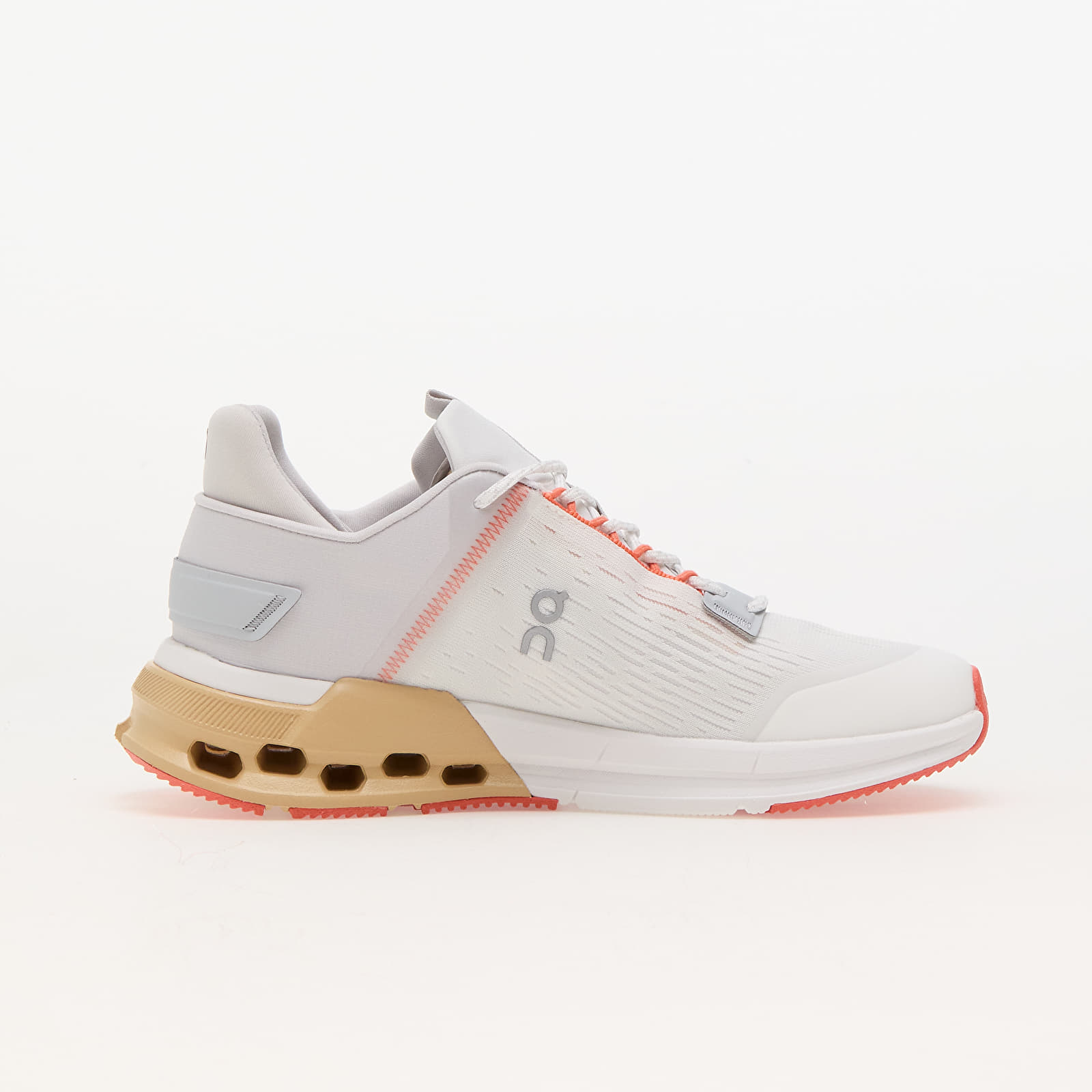 Women's sneakers and shoes On W Cloudnova Flux Undyed-White/ Savannah