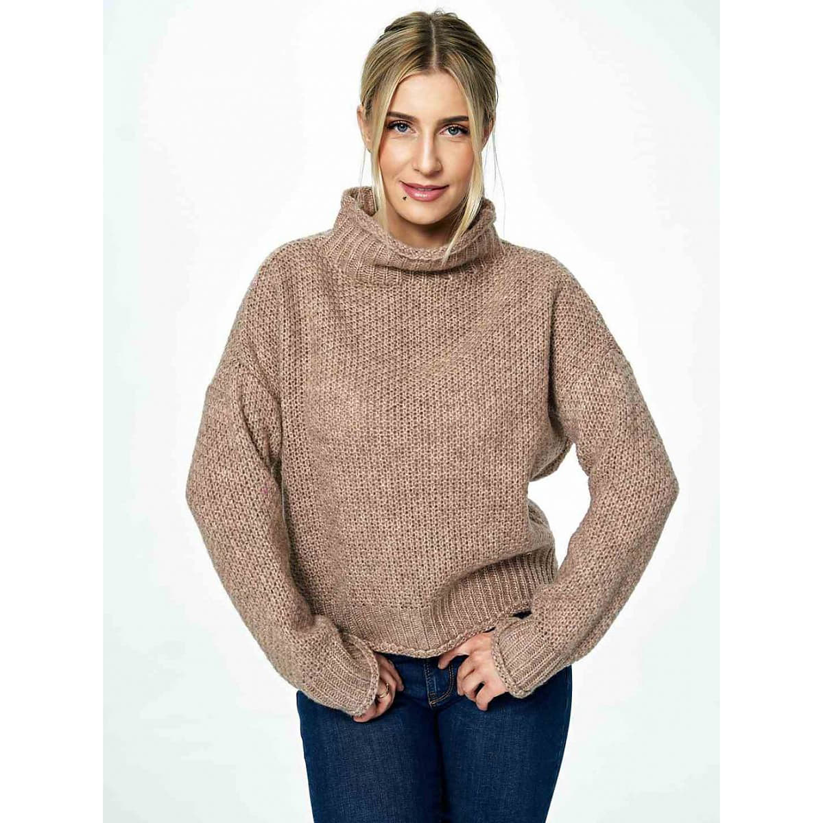 Sweatshirts and Sweaters Figl model 172236 Brown