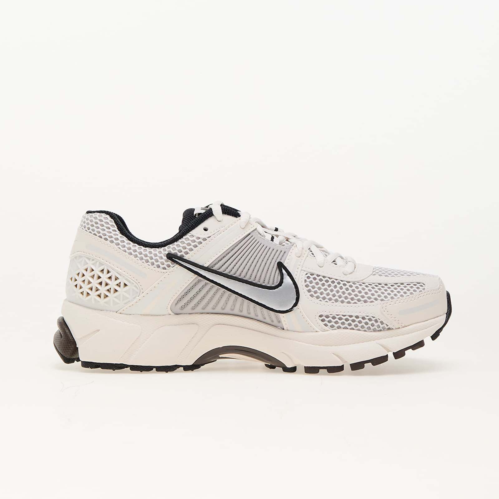 Buty damskie Nike W Zoom Vomero 5 Phantom/ Mtlc Platinum-Lt Iron Ore