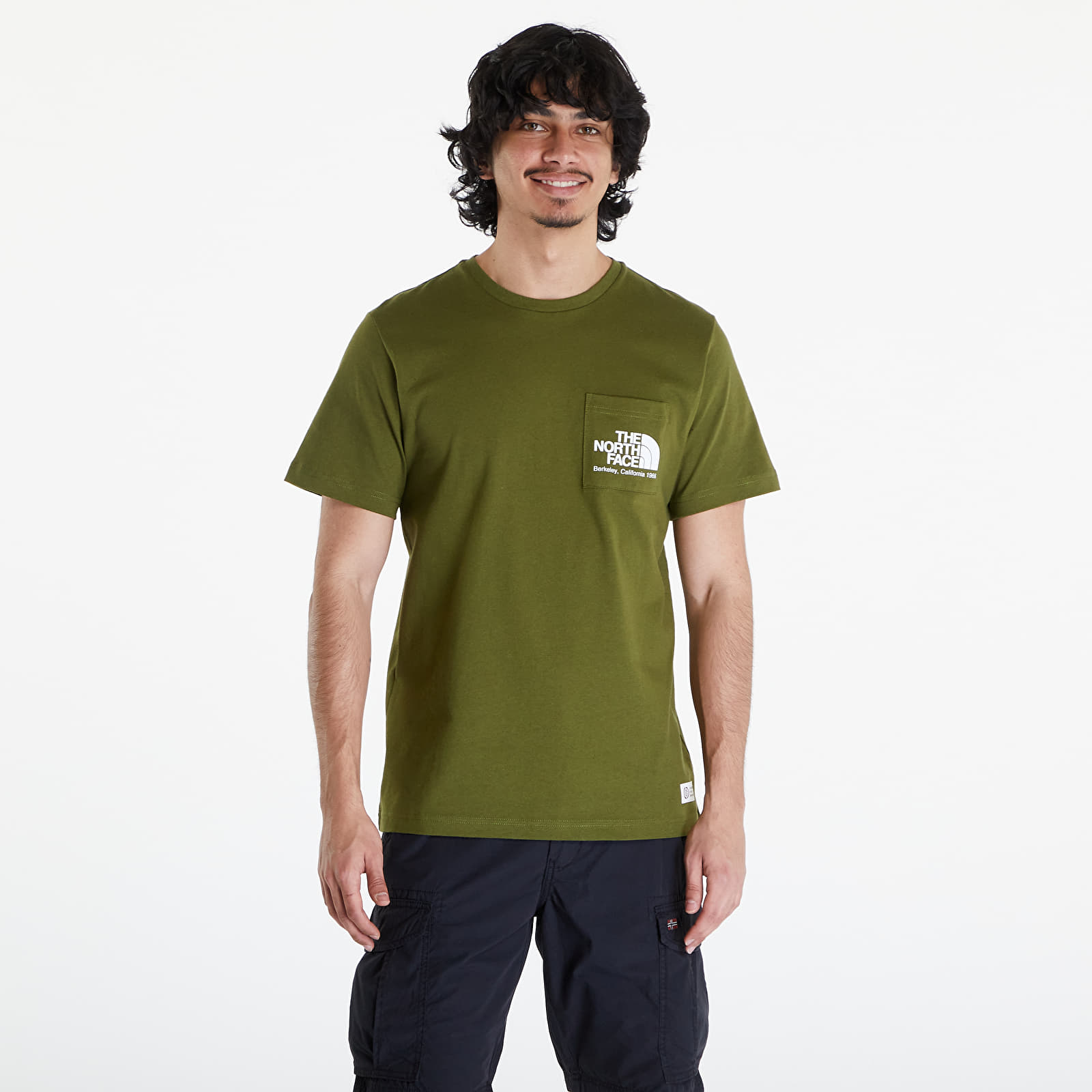T-shirts The North Face Berkeley California Pocket S/S Tee Forest Olive