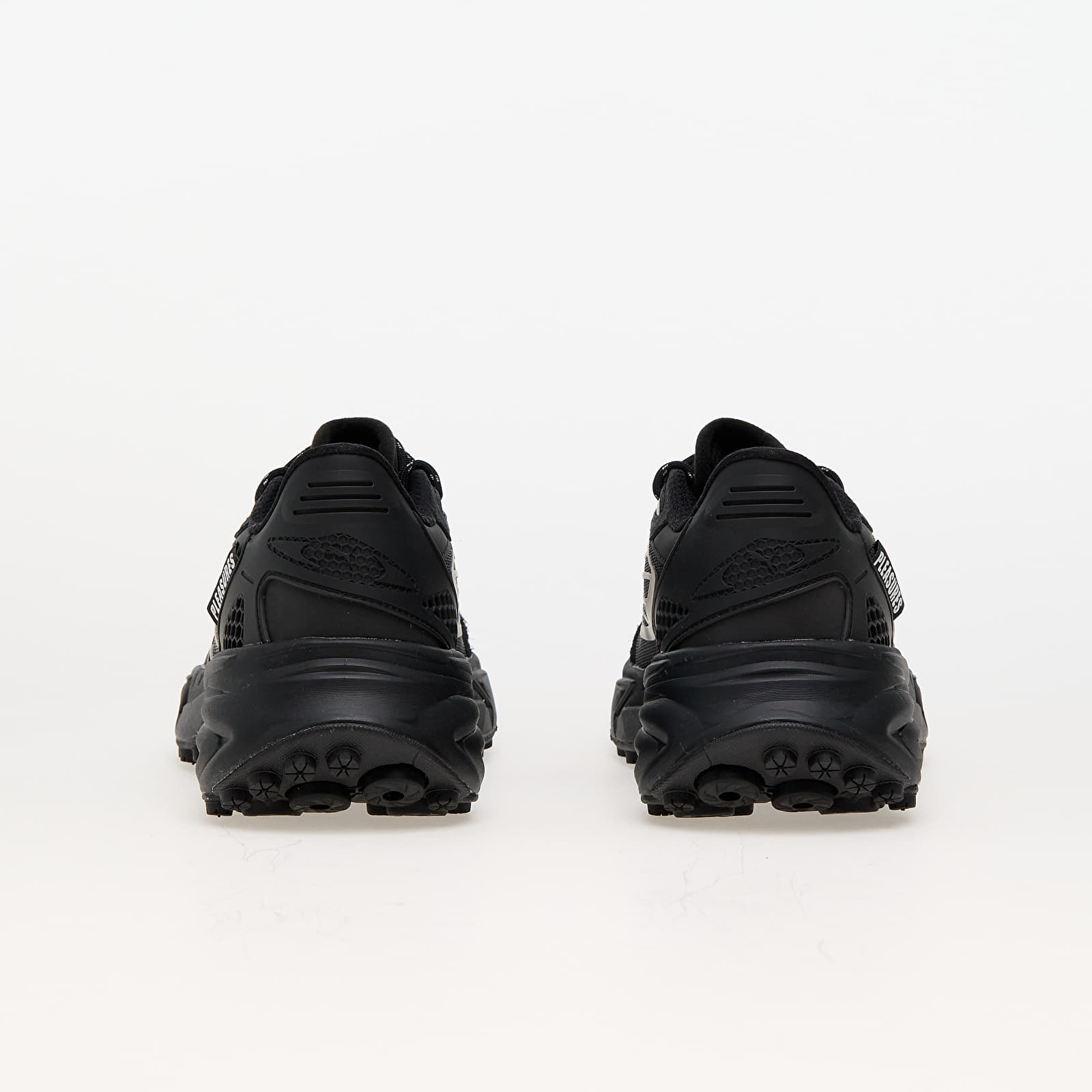 Meeste tossud ja kingad Puma x Pleasures Spirex Black/ Black