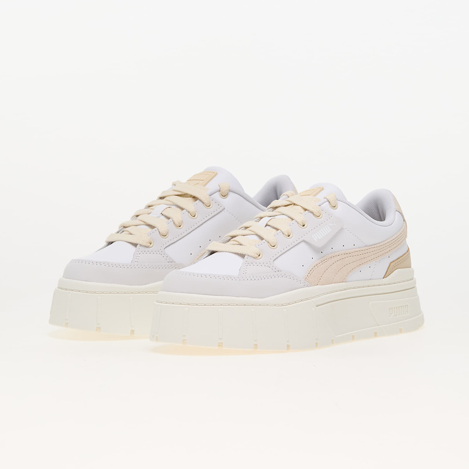 Adidași și pantofi pentru femei Puma Mayze Stack Luxe Wns White