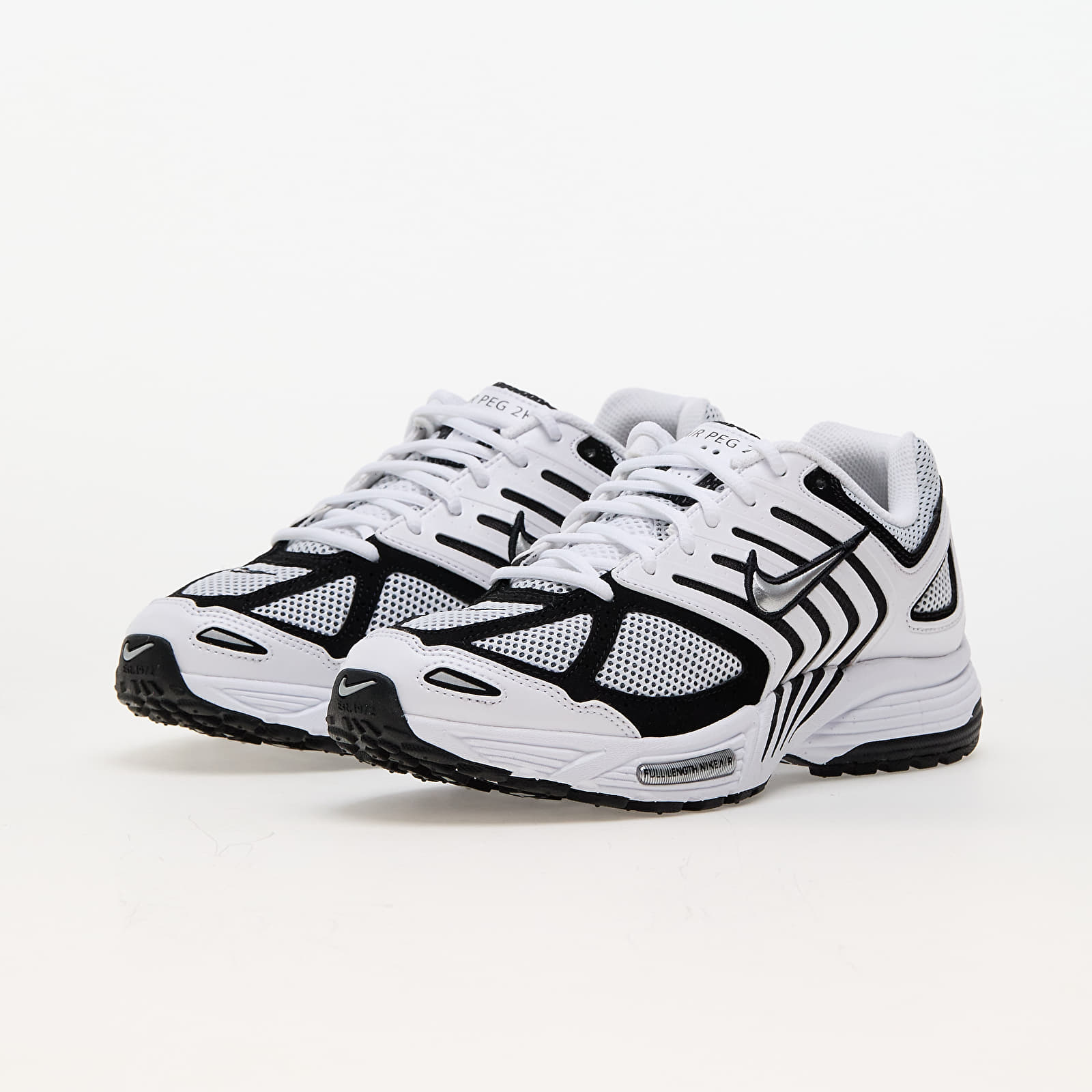 Baskets et chaussures pour hommes Nike Air Peg 2K5 White Metallic Silver Black Queens