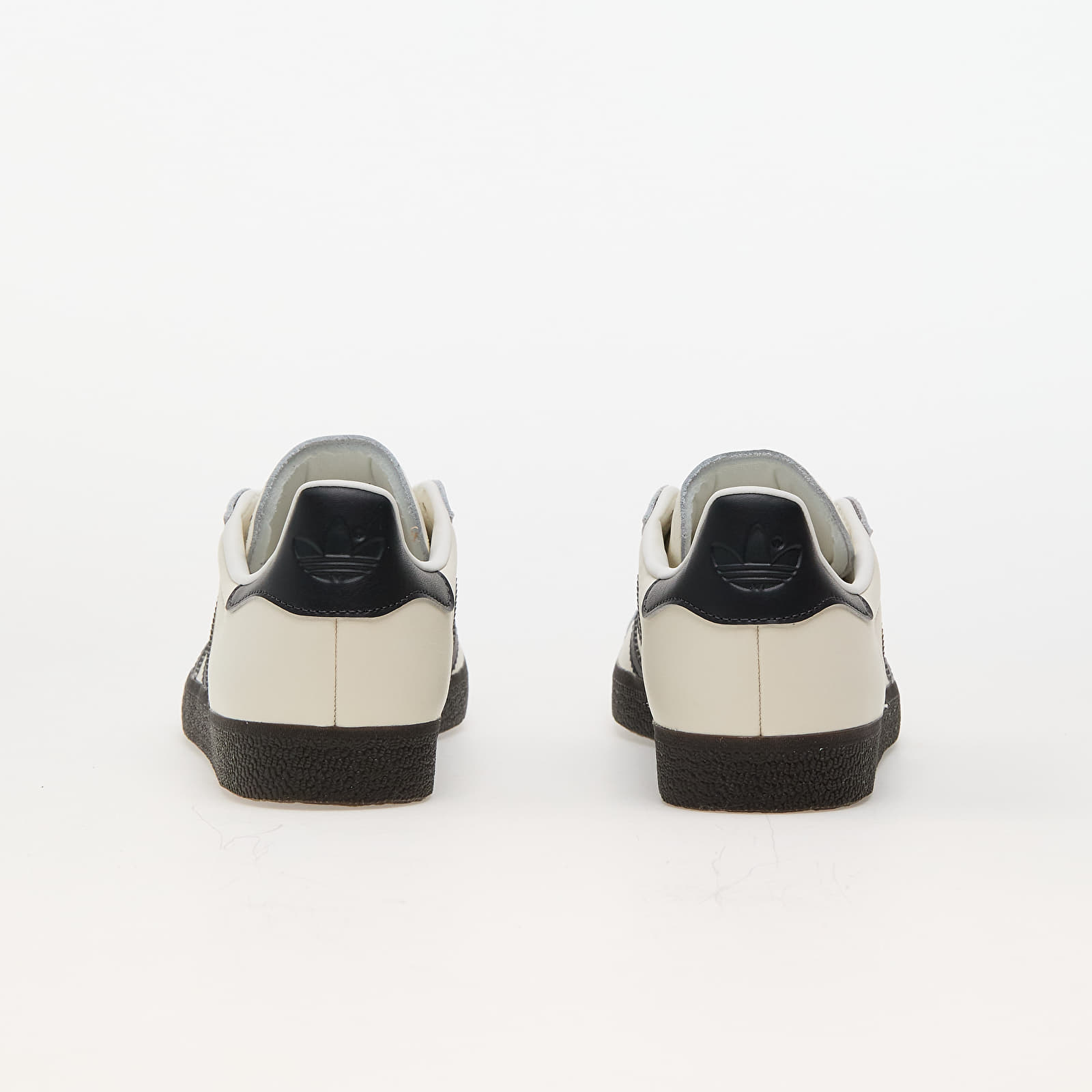 Men's sneakers and shoes adidas Gazelle Off White/ Utility Black/ Gum