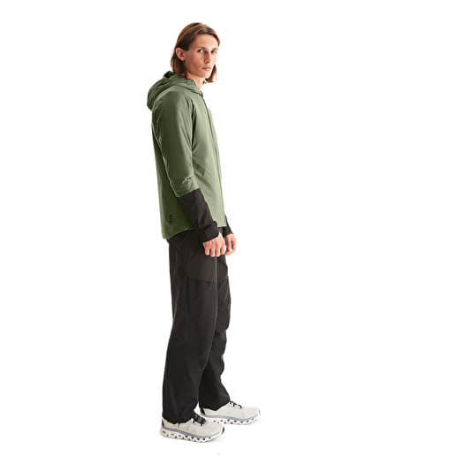 On》Insulator Jacket On Insulator Jacket Taiga/ Black | Queens