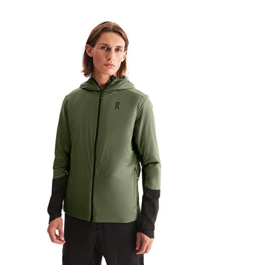 On Insulator Jacket Taiga/ Black | Queens