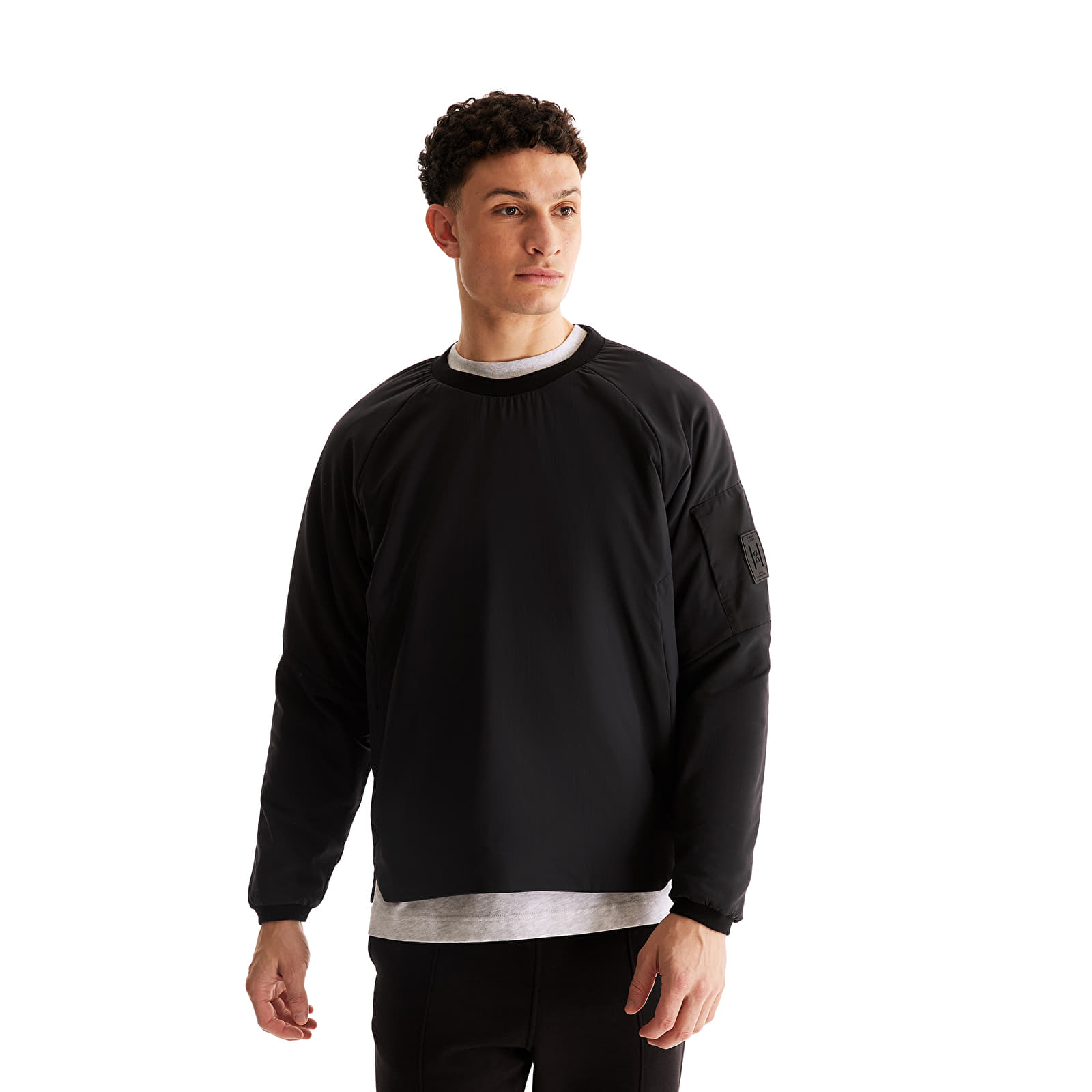 Hoodies and sweatshirts  On Studio Pullover Black