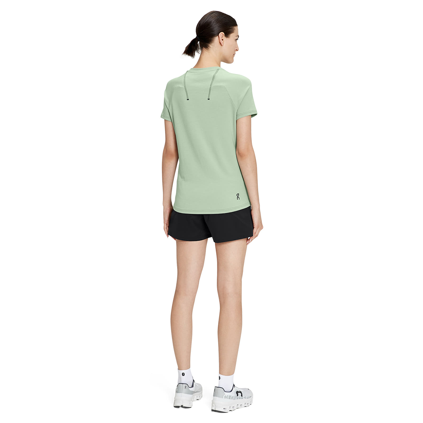 Šortky On Essential Shorts Black