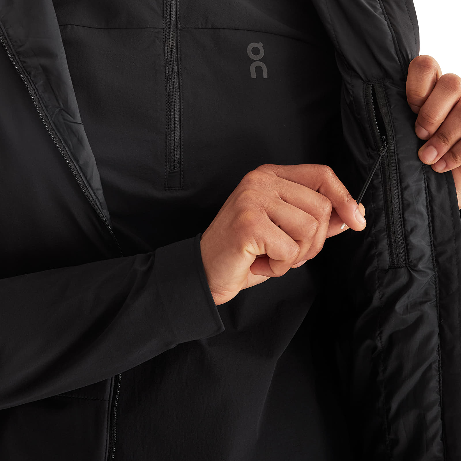 Chaquetas On Insulator Jacket Black