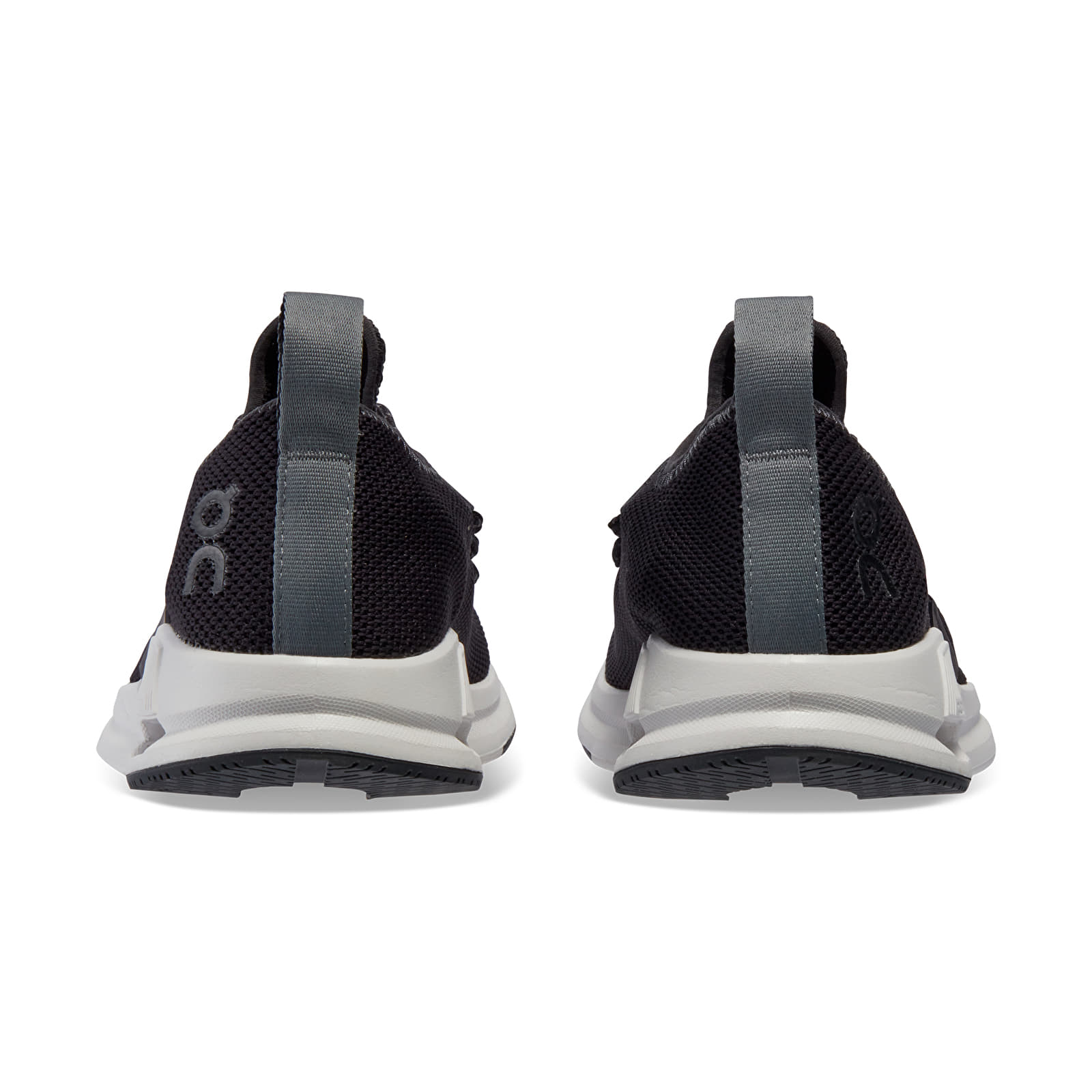 Naiste tossud ja kingad On W Cloudeasy Black/ Rock