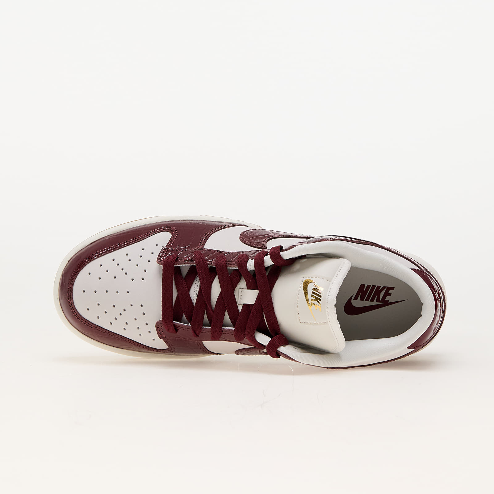 Naiste tossud ja kingad Nike W Dunk Low Lx "Rich Grandma" Phantom/ Dark Team Red-Sail