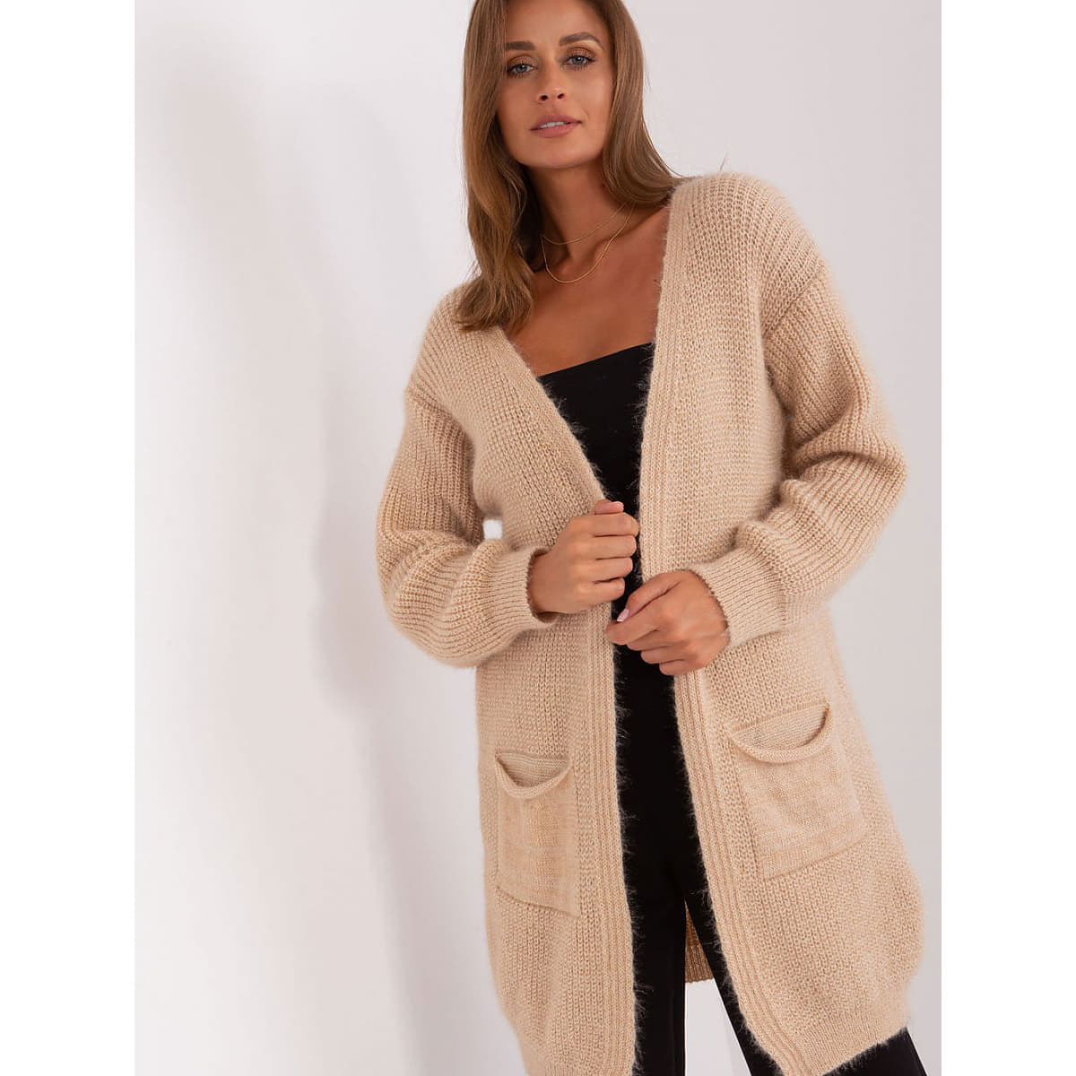 Pulover Italy Moda model 187476 Beige