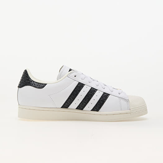 Scarpe e scarpe da ginnastica da uomo adidas Superstar Ftw White Core Black Gold Metallic Queens