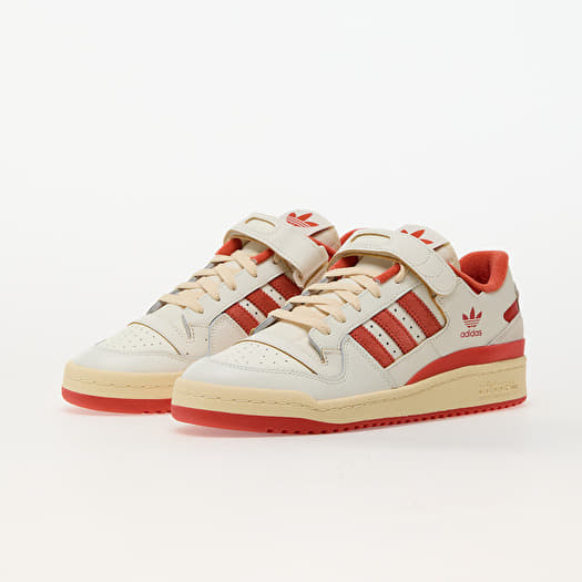 Turnschuhe und Schuhe fur Manner adidas Forum 84 Low Ivory Preloved Red Easy Yellow Queens