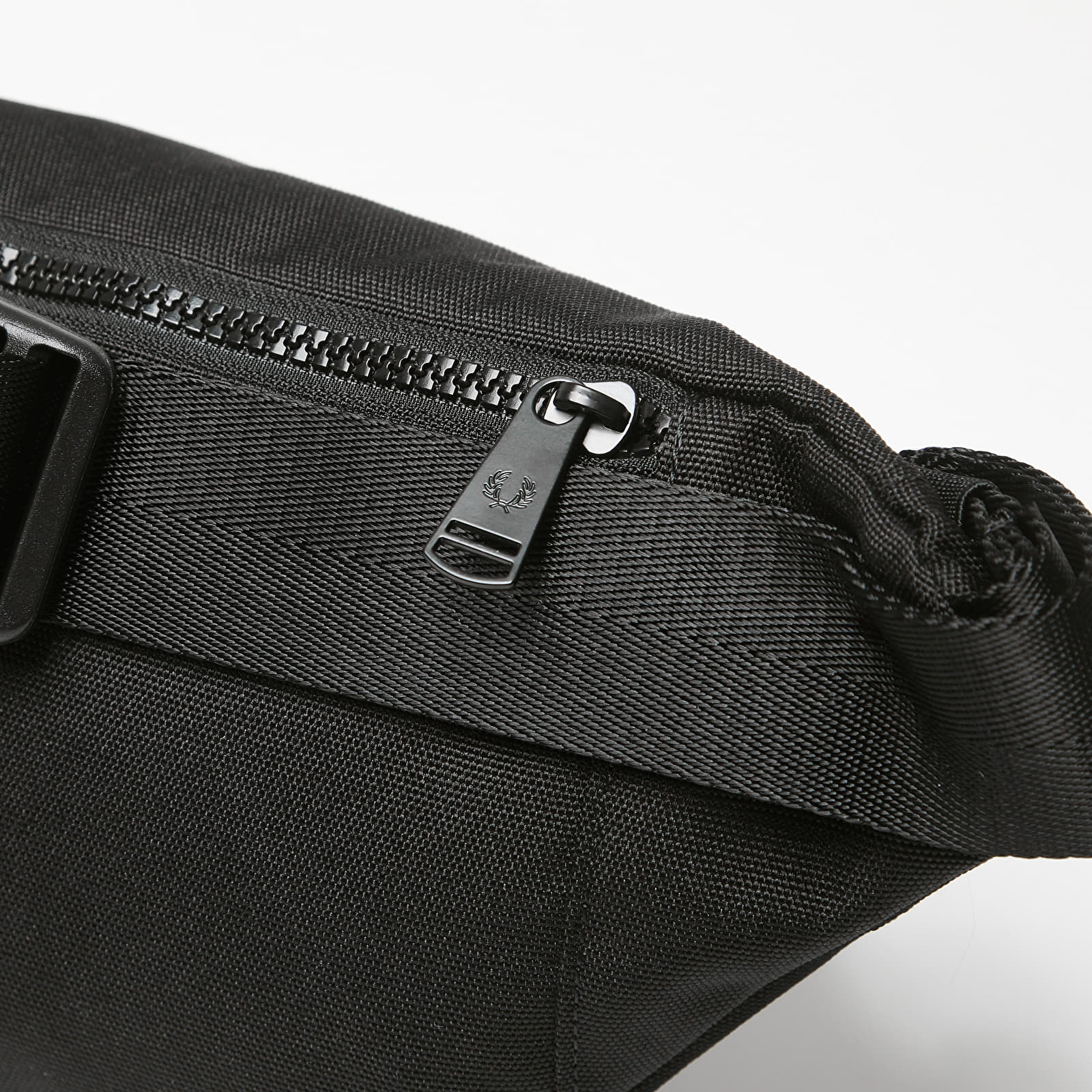 Kidney Packs FRED PERRY Polyester Flp Crossbody Bag Black