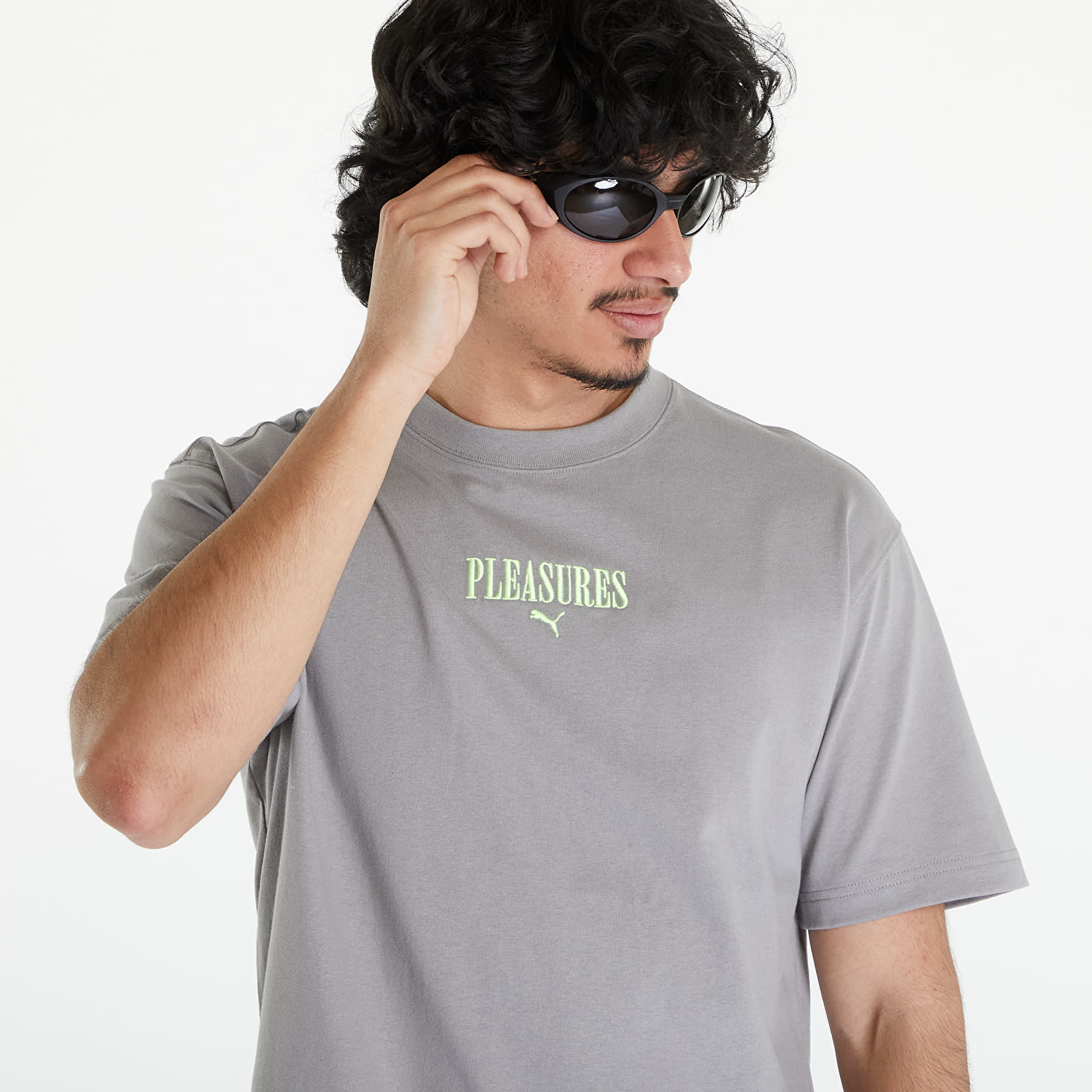 Koszulki PUMA x PLEASURES Graphic Tee Stormy Slate