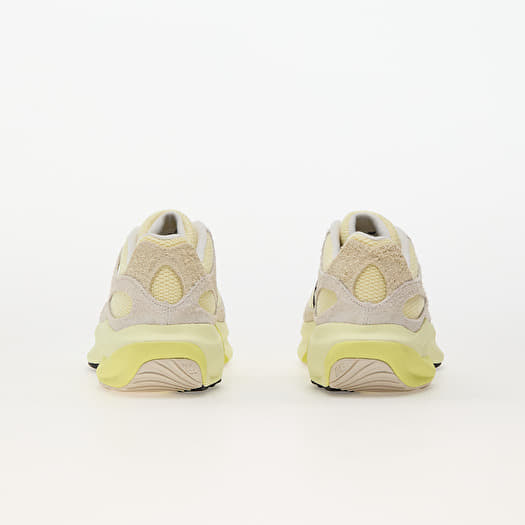 Men s sneakers and shoes New Balance WRPD Runner Electric Yellow Queens