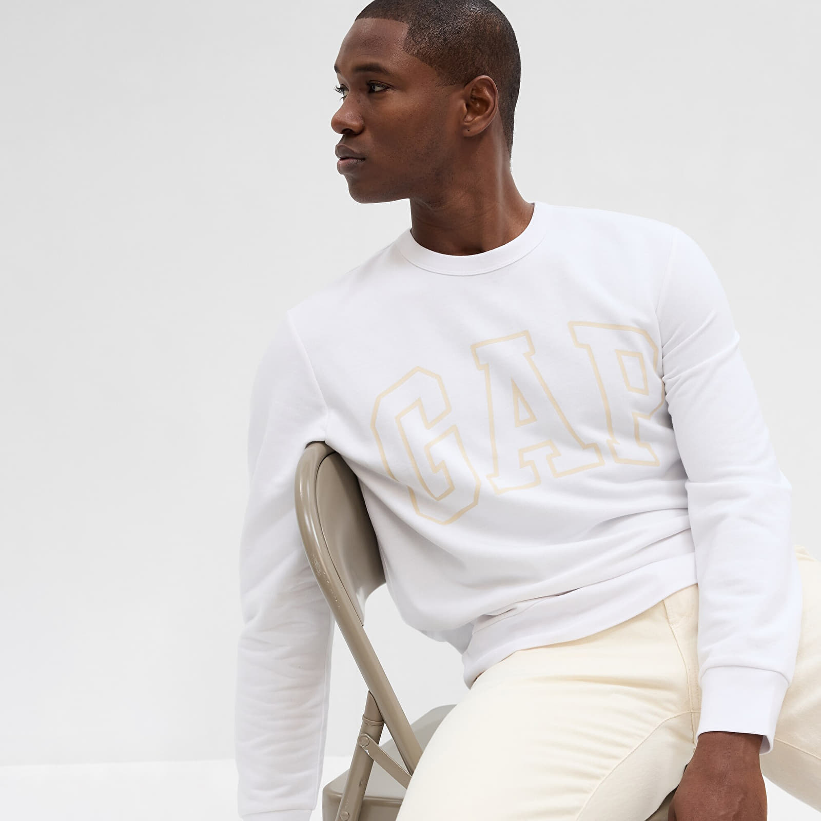 Gap logo crewneck sweatshirt new arrivals