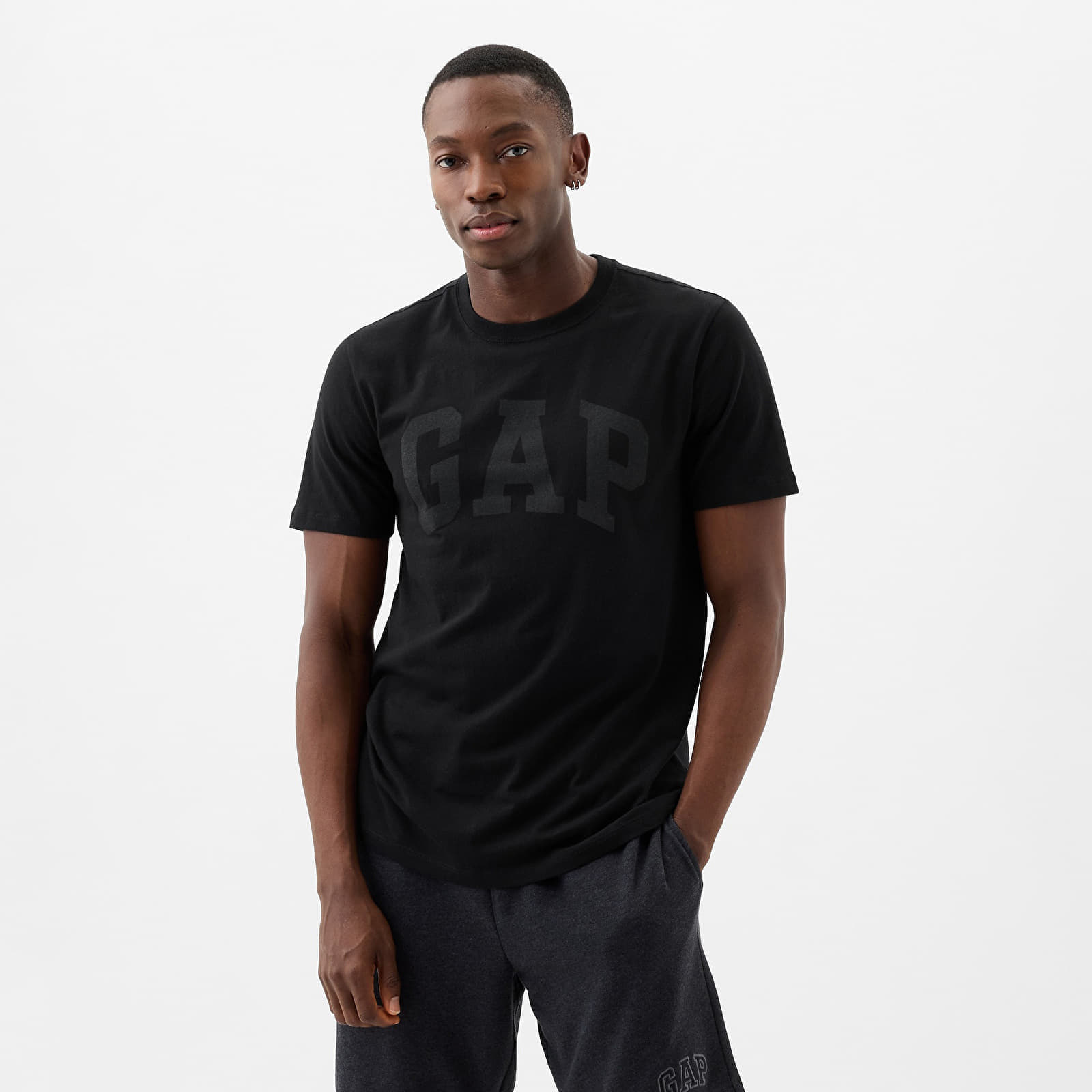 Tricou GAP Basic Logo Tee True Black V2 2