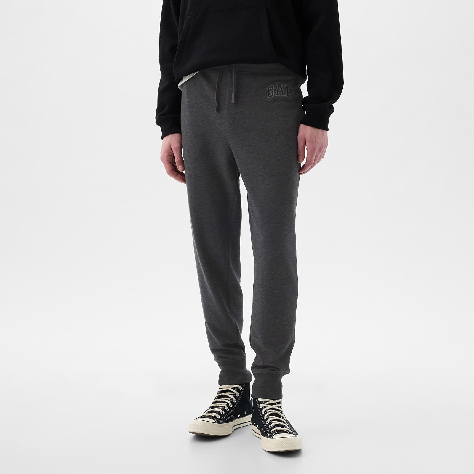 Tepláky GAP French Terry Logo Joggers B85 Charcoal Heather Grey