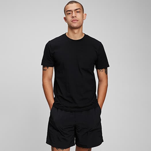 Tričko GAP Basic Pocket Tee True Black V2