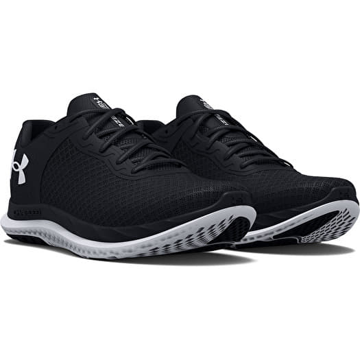 Women s sneakers and shoes Under Armour W Charged Breeze Black Queens