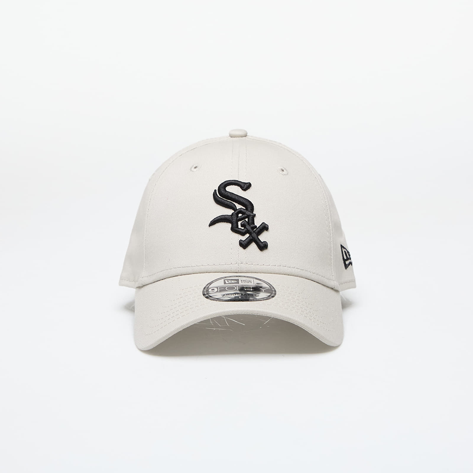 Kšiltovky New Era Chicago White Sox 9Forty Strapback Stone/ Black