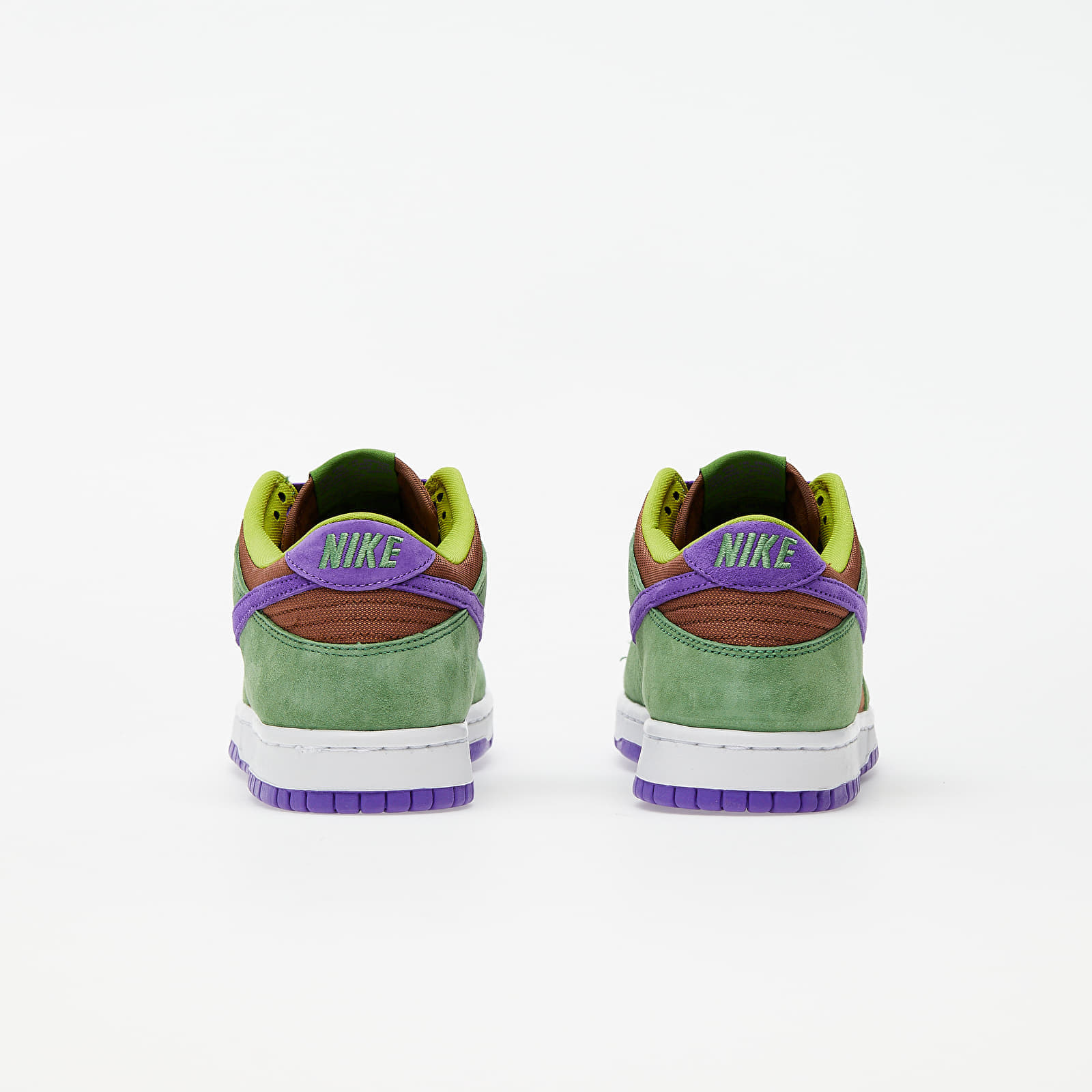 Scarpe uomo Nike Dunk Low SP Veneer/ Deep Purple-Autumn Green