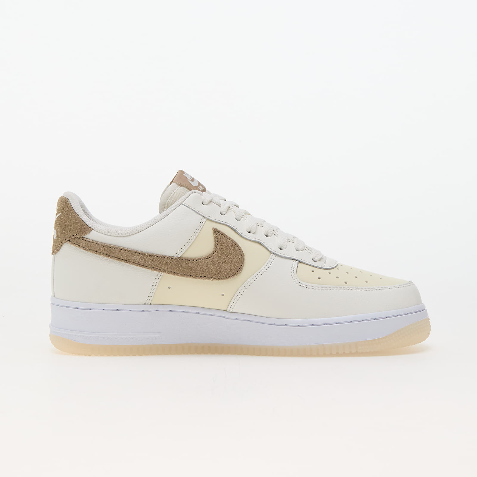 Zapatillas Hombre Nike Air Force 1 '07 Lv8 Sail/ Khaki-Coconut/ Milk-White